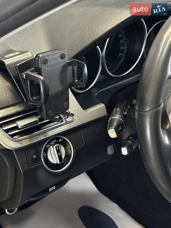 Універсал Mercedes-Benz E-Class 2016 в Чернівцях