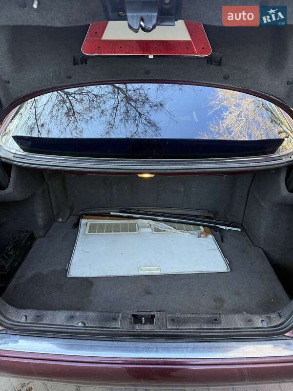 Седан Mercedes-Benz E-Class 1997 в Запорожье