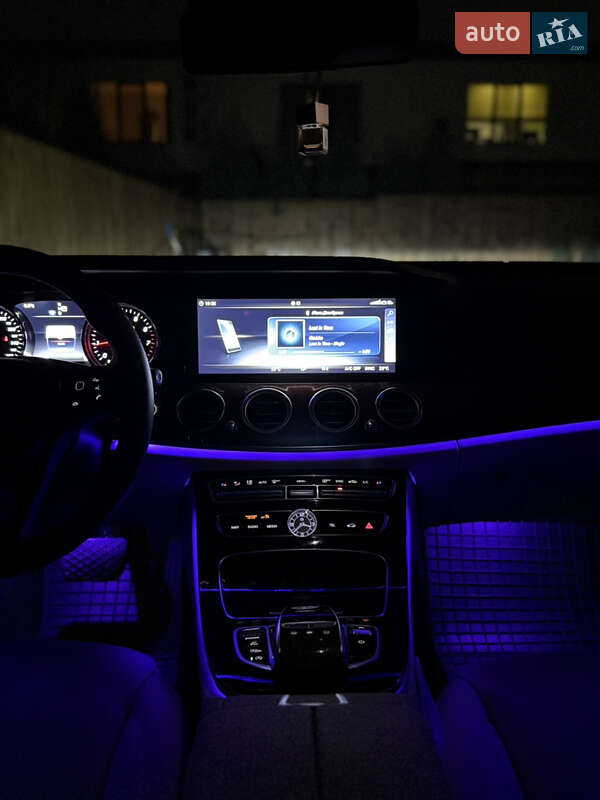 Седан Mercedes-Benz E-Class 2018 в Києві
