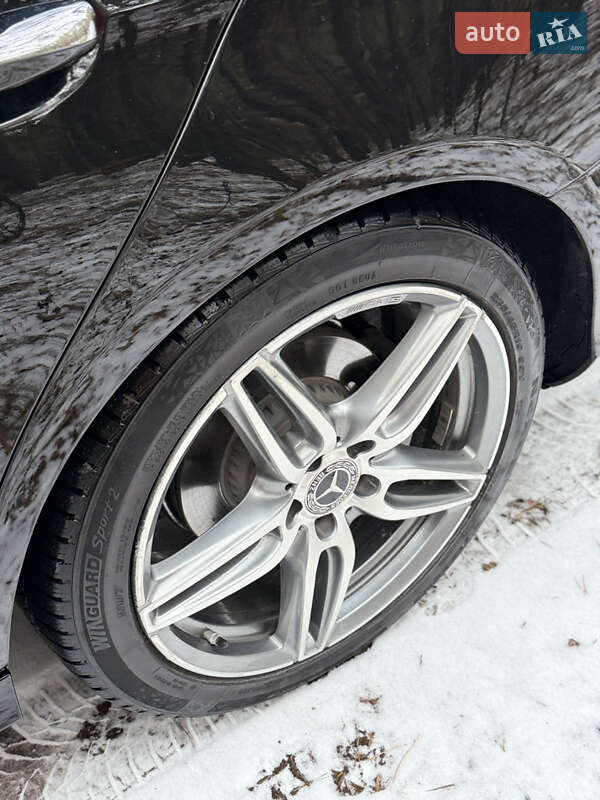 Седан Mercedes-Benz E-Class 2018 в Києві