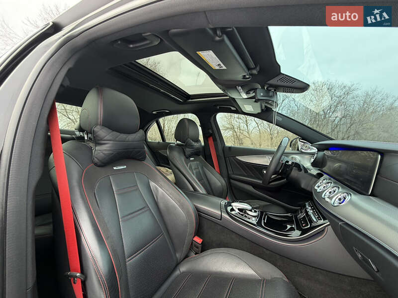Седан Mercedes-Benz E-Class 2018 в Запоріжжі фото 32 Седан Mercedes-Benz E-Class 2018 в Запоріжжі
