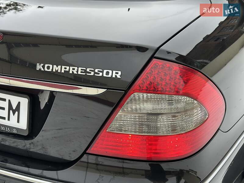 Седан Mercedes-Benz E-Class 2007 в Охтирці