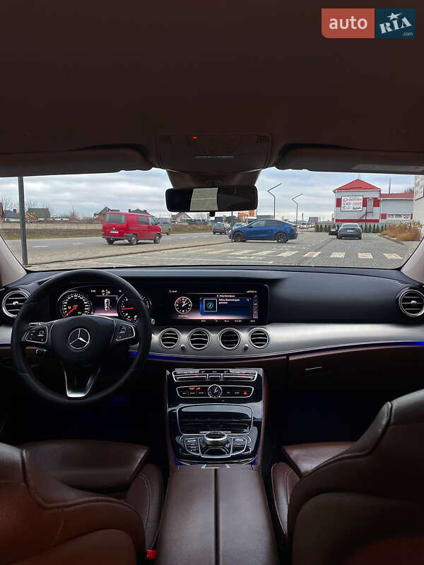 Седан Mercedes-Benz E-Class 2018 в Луцьку
