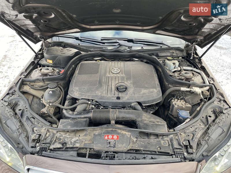 Седан Mercedes-Benz E-Class 2015 в Літині