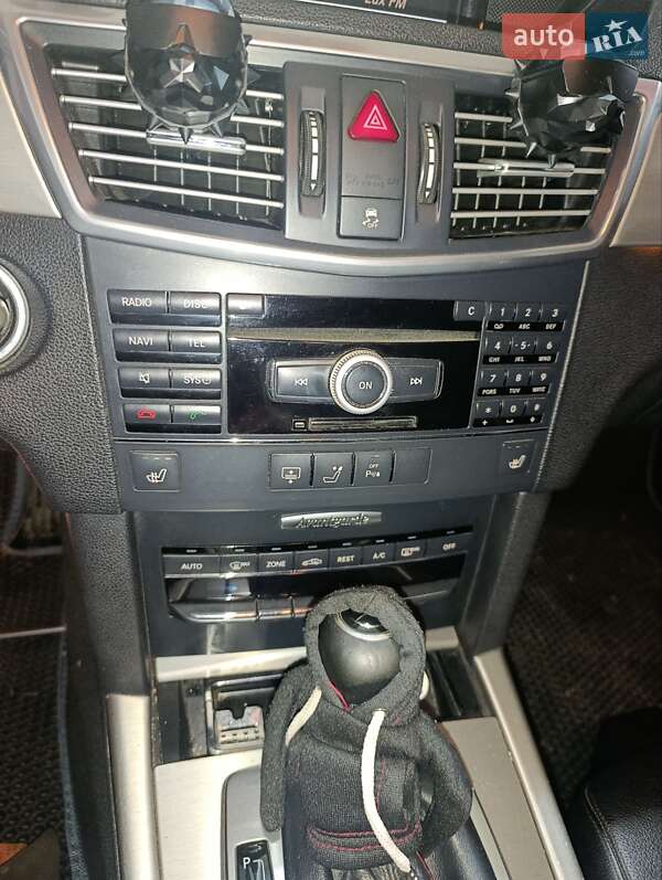 Седан Mercedes-Benz E-Class 2009 в Луцке