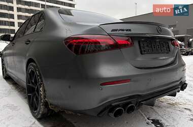 Седан Mercedes-Benz E-Class 2022 в Киеве