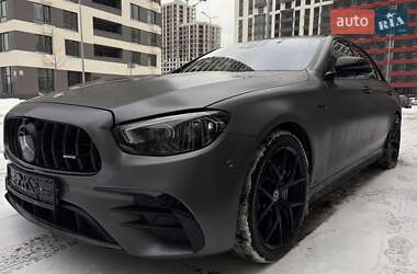 Седан Mercedes-Benz E-Class 2022 в Киеве