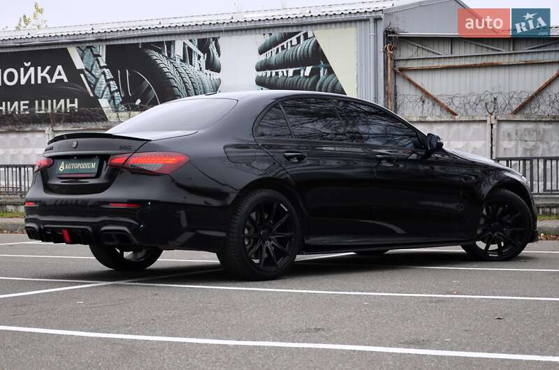 Седан Mercedes-Benz E-Class 2019 в Києві