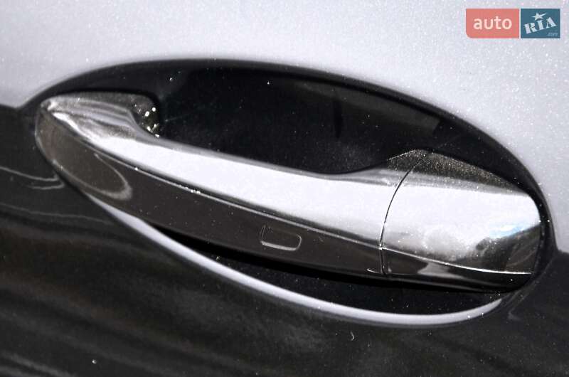 Седан Mercedes-Benz E-Class 2019 в Києві