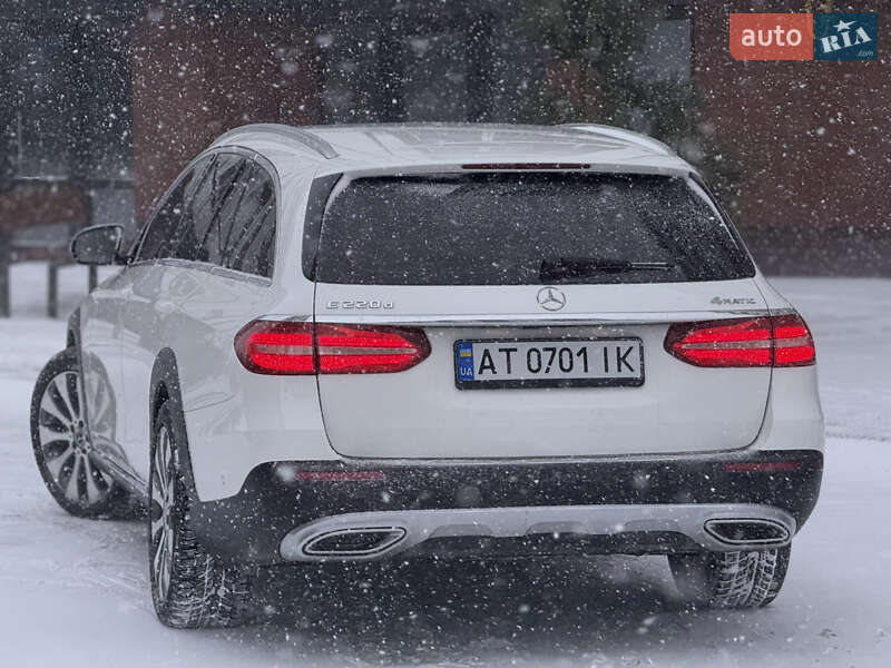 Універсал Mercedes-Benz E-Class 2017 в Івано-Франківську