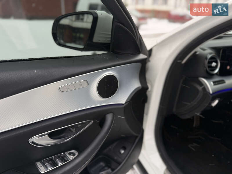 Універсал Mercedes-Benz E-Class 2017 в Івано-Франківську