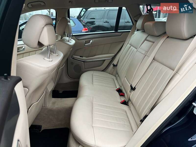 Універсал Mercedes-Benz E-Class 2014 в Києві