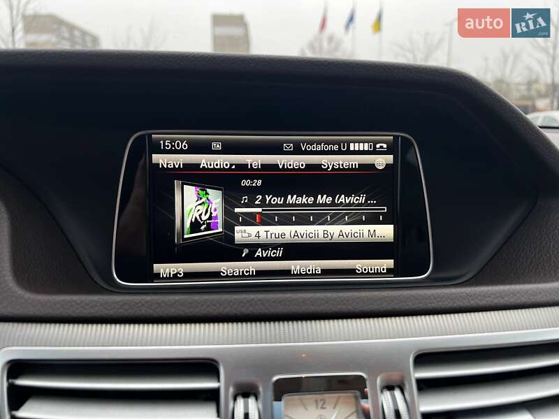 Універсал Mercedes-Benz E-Class 2014 в Києві