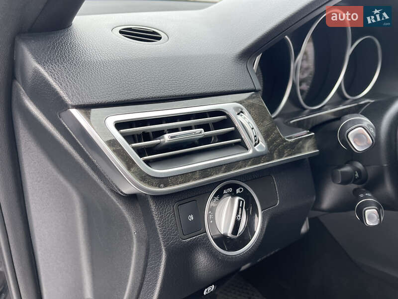 Седан Mercedes-Benz E-Class 2013 в Луцьку фото 17 Седан Mercedes-Benz E-Class 2013 в Луцьку