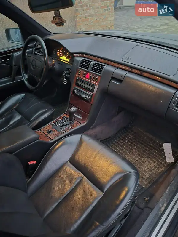 Mercedes-Benz E Class 1998 VIN WDB2102171A681939 фото оголошення 3 з 54