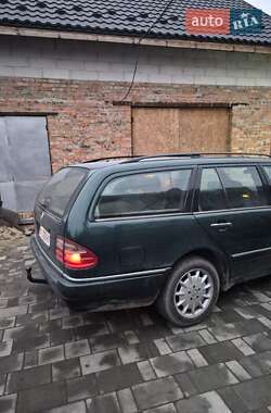 Универсал Mercedes-Benz E-Class 1998 в Ровно