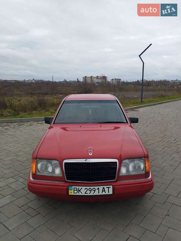 Седан Mercedes-Benz E-Class 1995 в Рівному фото 18 Седан Mercedes-Benz E-Class 1995 в Рівному