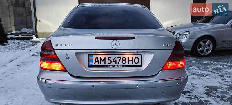 Седан Mercedes-Benz E-Class 2004 в Рівному фото 52 Седан Mercedes-Benz E-Class 2004 в Рівному