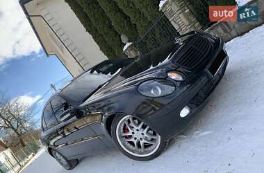 Седан Mercedes-Benz E-Class 2002 в Надвірній