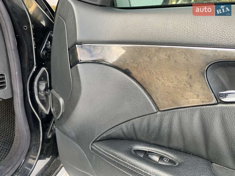 Седан Mercedes-Benz E-Class 2002 в Надвірній фото 58 Седан Mercedes-Benz E-Class 2002 в Надвірній