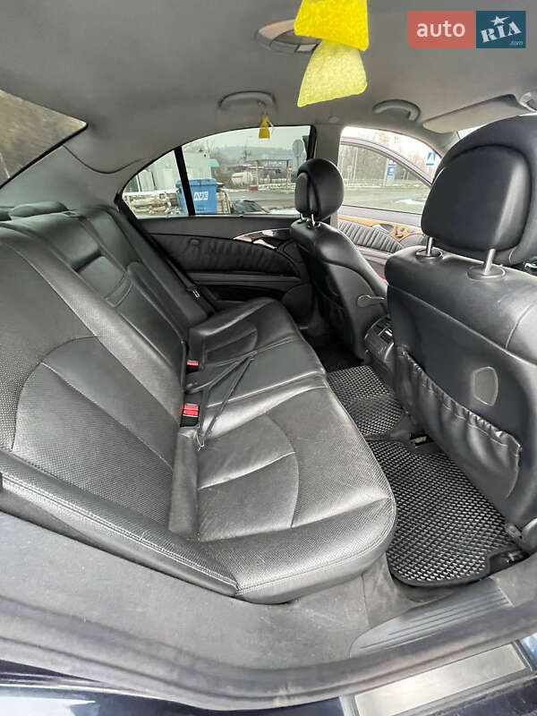Седан Mercedes-Benz E-Class 2004 в Мукачевому фото 13 Седан Mercedes-Benz E-Class 2004 в Мукачевому