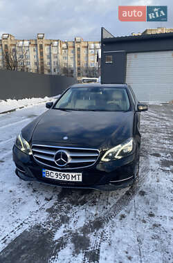 Седан Mercedes-Benz E-Class 2013 в Шептицькому