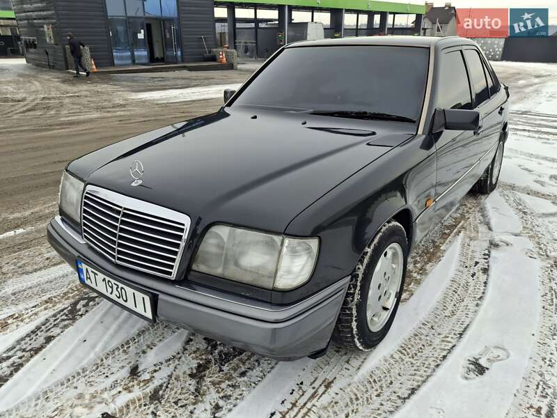 Mercedes-Benz E-Class 1995