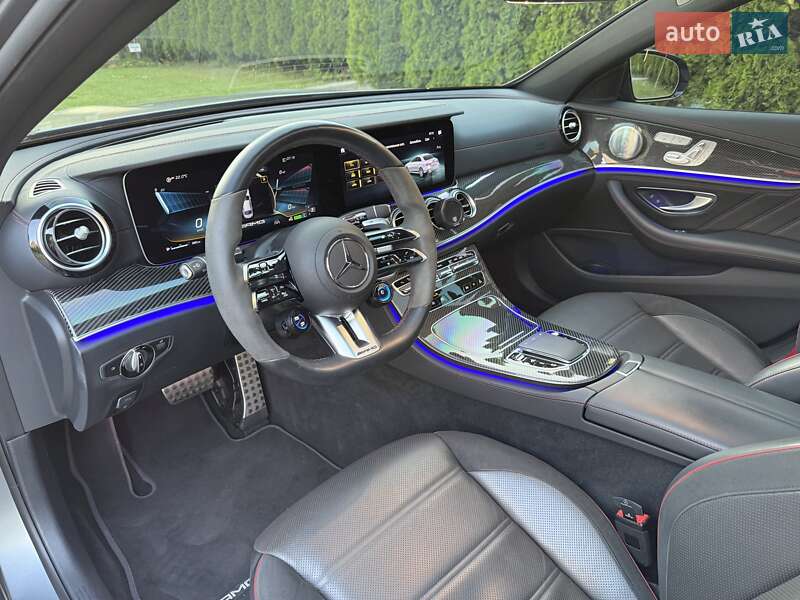 Седан Mercedes-Benz E-Class 2022 в Днепре