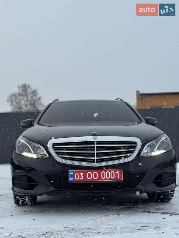 Универсал Mercedes-Benz E-Class 2015 в Нововолынске