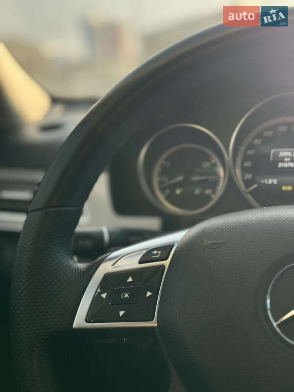 Универсал Mercedes-Benz E-Class 2015 в Нововолынске
