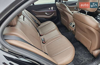 Седан Mercedes-Benz E-Class 2016 в Ровно