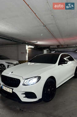 Седан Mercedes-Benz E-Class 2019 в Києві