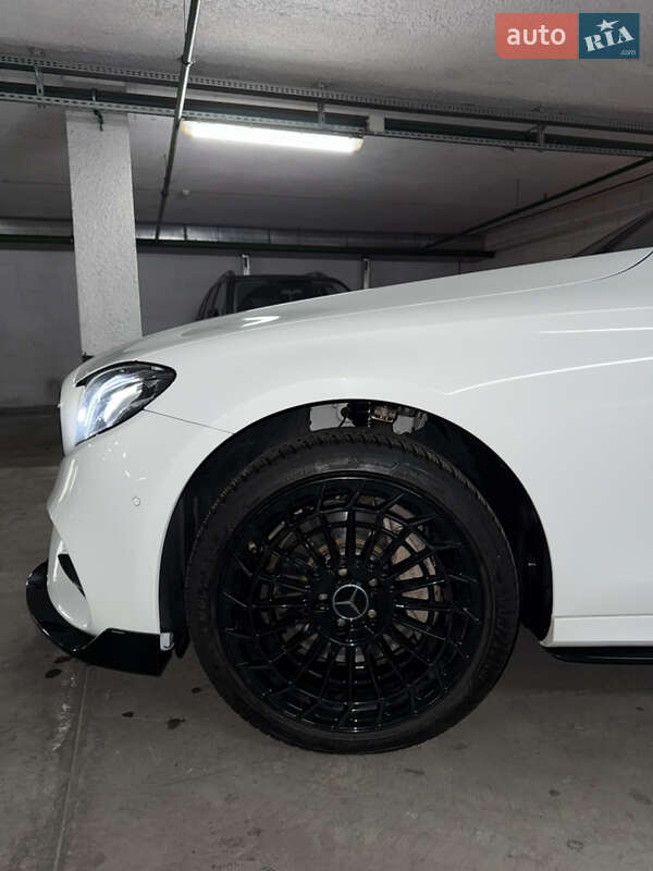 Седан Mercedes-Benz E-Class 2019 в Киеве