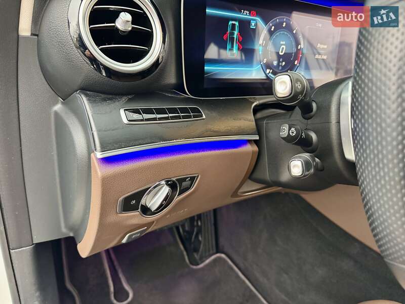 Седан Mercedes-Benz E-Class 2017 в Киеве