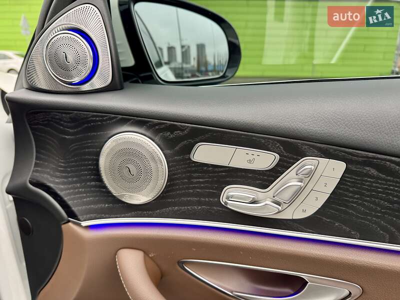 Седан Mercedes-Benz E-Class 2017 в Киеве