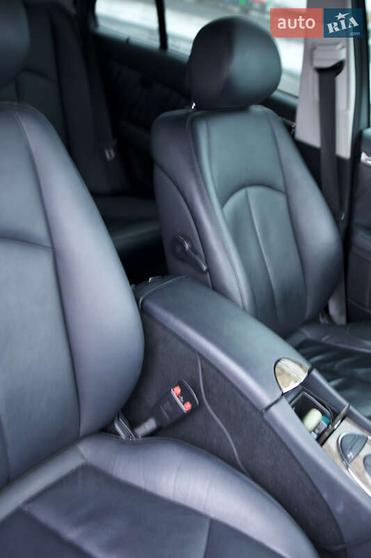 Седан Mercedes-Benz E-Class 2008 в Полтаве