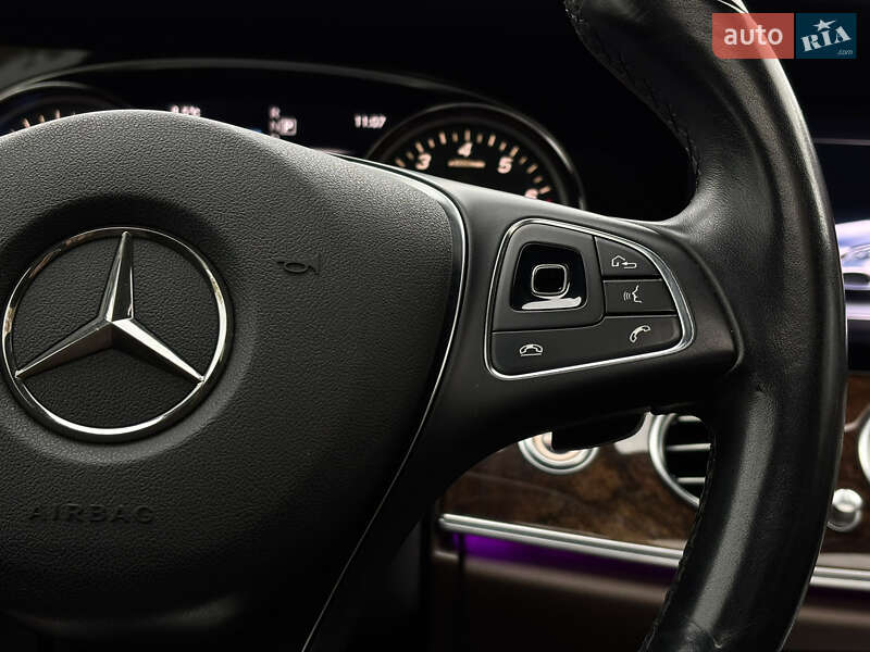 Седан Mercedes-Benz E-Class 2017 в Киеве