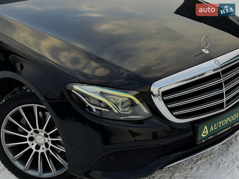 Седан Mercedes-Benz E-Class 2016 в Киеве