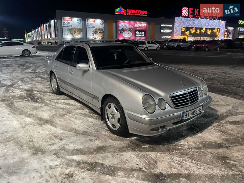 Mercedes-Benz E-Class 2001