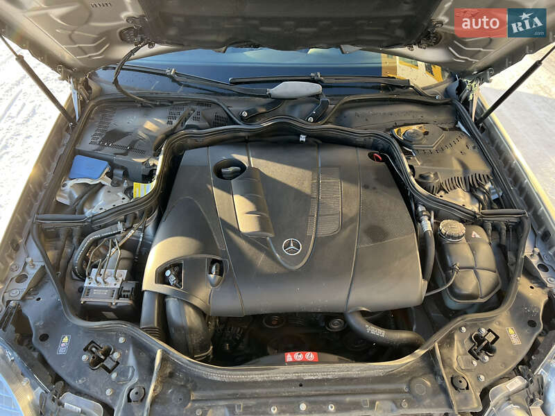 Седан Mercedes-Benz E-Class 2006 в Луцке