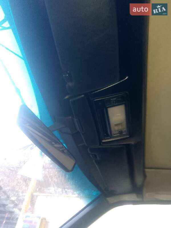 Седан Mercedes-Benz E-Class 1987 в Городке фото 12 Седан Mercedes-Benz E-Class 1987 в Городке