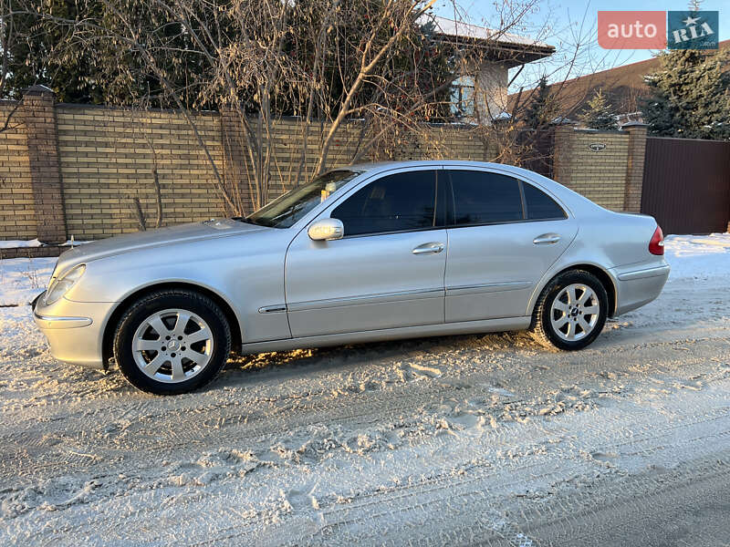 Седан Mercedes-Benz E-Class 2004 в Киеве фото 34 Седан Mercedes-Benz E-Class 2004 в Киеве
