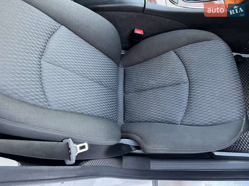 Седан Mercedes-Benz E-Class 2004 в Киеве фото 86 Седан Mercedes-Benz E-Class 2004 в Киеве