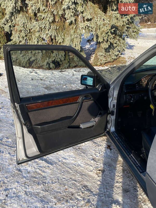 Універсал Mercedes-Benz E-Class 1995 в Києві фото 6 Універсал Mercedes-Benz E-Class 1995 в Києві