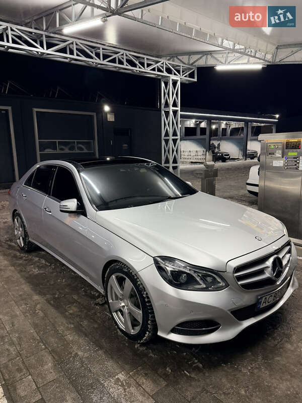 Седан Mercedes-Benz E-Class 2014 в Луцке