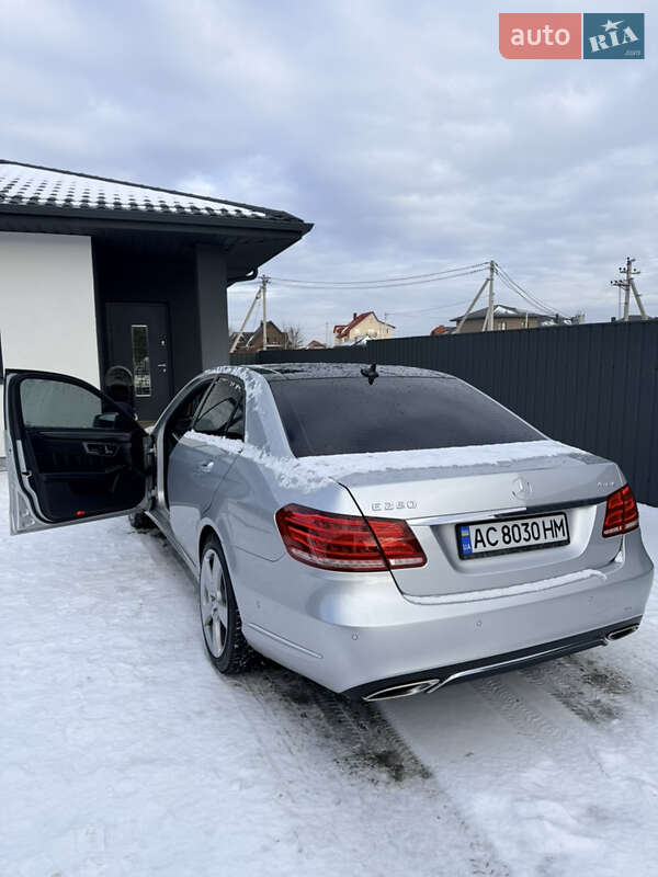Седан Mercedes-Benz E-Class 2014 в Луцке