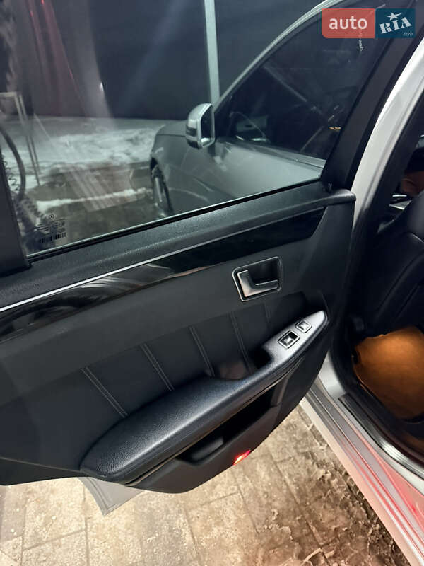 Седан Mercedes-Benz E-Class 2014 в Луцке