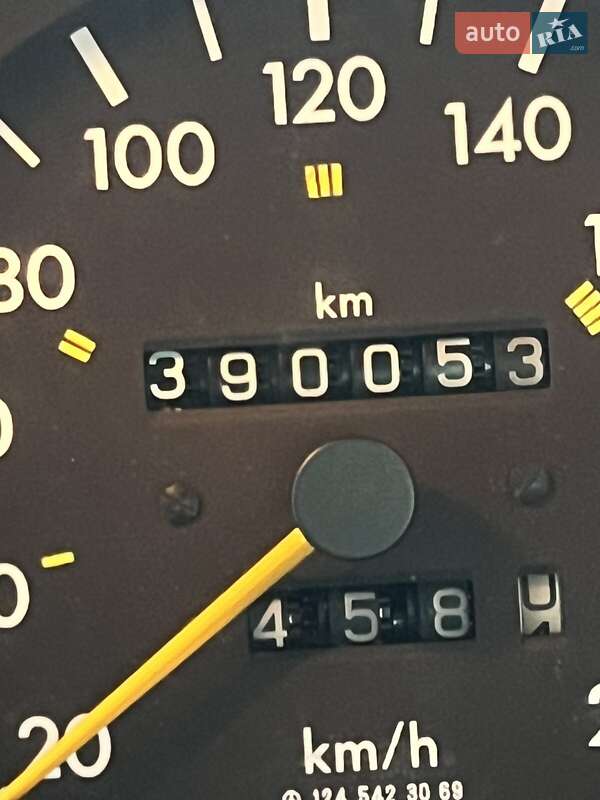 Седан Mercedes-Benz E-Class 1994 в Василькове