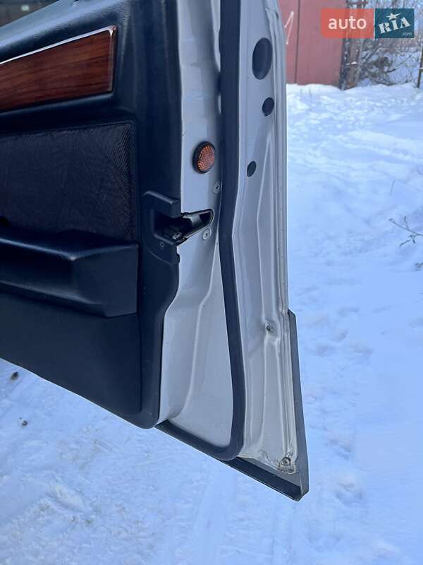 Седан Mercedes-Benz E-Class 1994 в Василькове