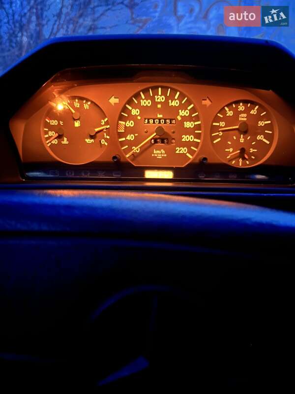 Седан Mercedes-Benz E-Class 1994 в Василькове